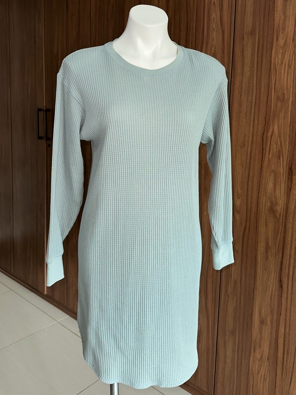 Uniqlo Women's Long-Sleeve Waffle Knit Dress in Light Mint X-SMALL